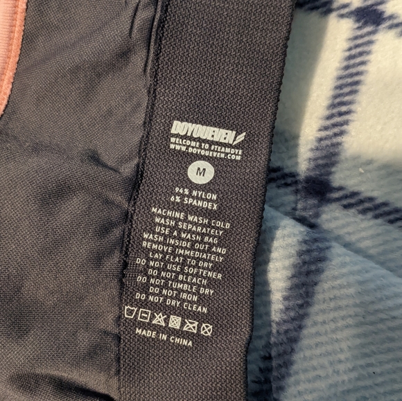 Do you even women's sports bra - Picture 4 of 4